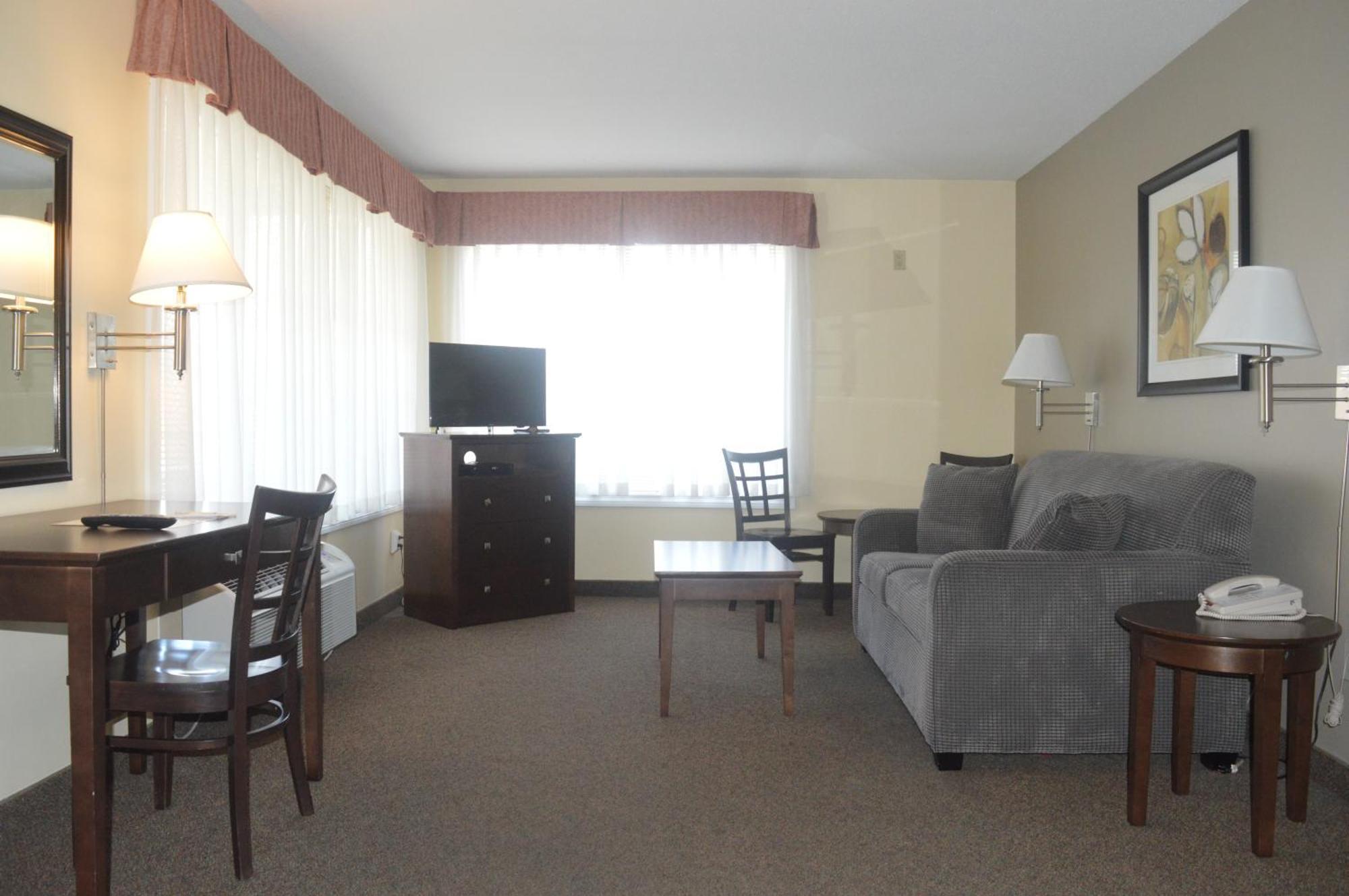 Siesta Suites Kelowna Dış mekan fotoğraf