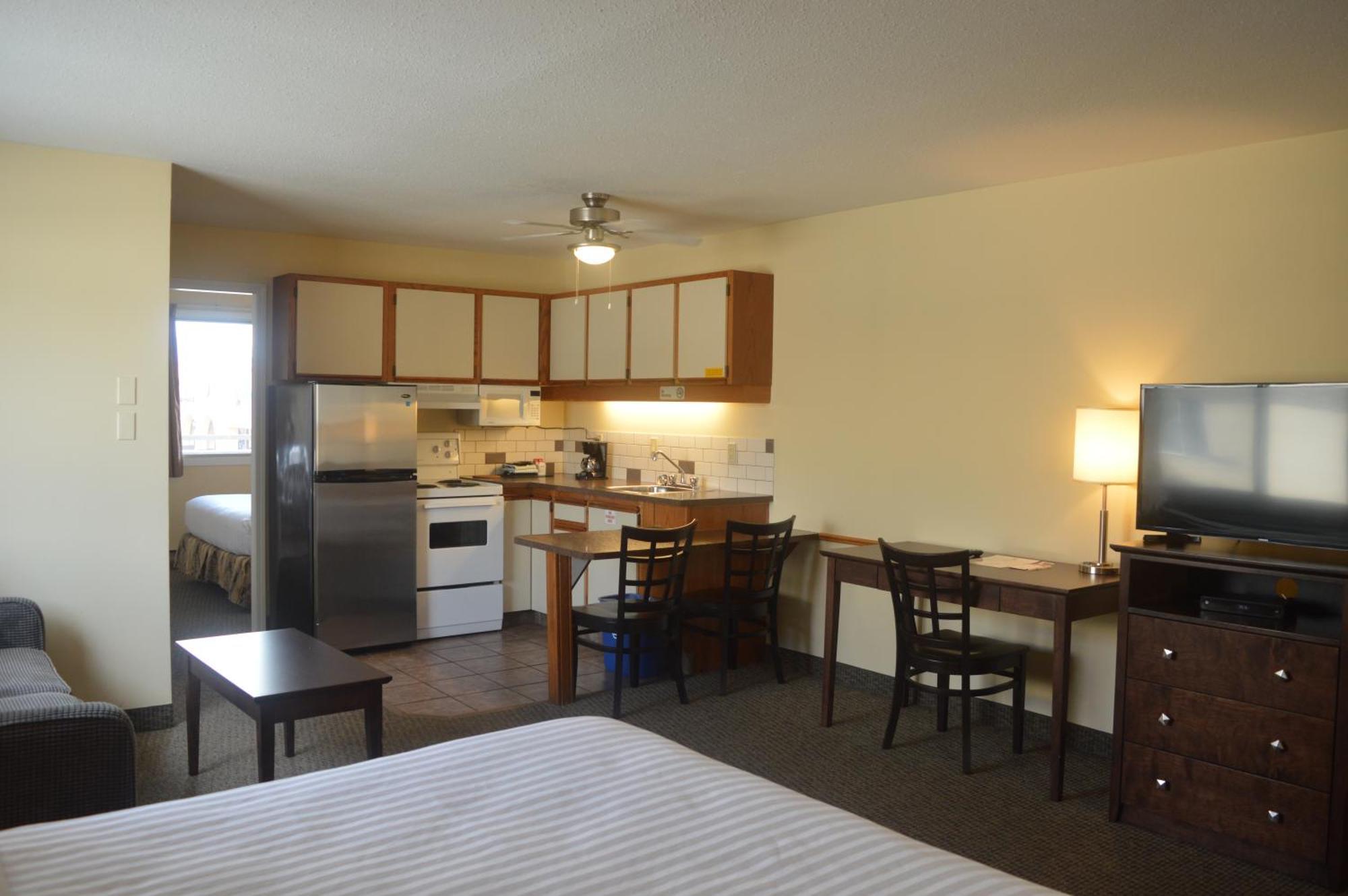 Siesta Suites Kelowna Dış mekan fotoğraf