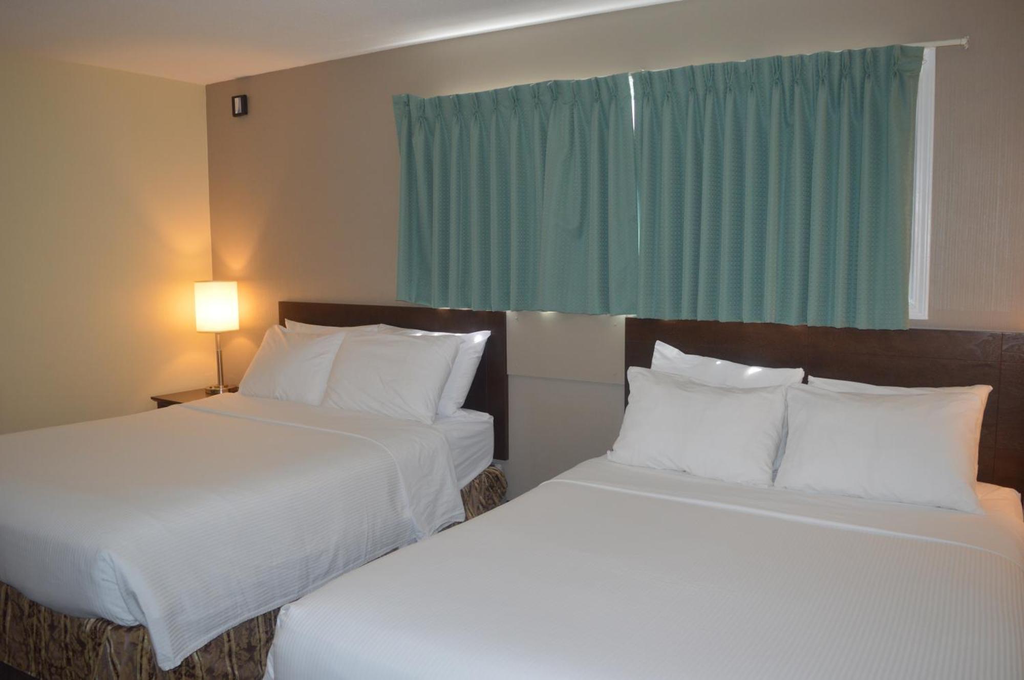 Siesta Suites Kelowna Dış mekan fotoğraf