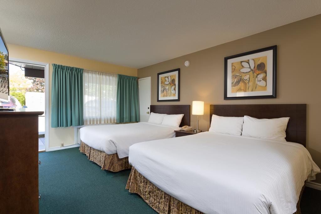 Siesta Suites Kelowna Dış mekan fotoğraf
