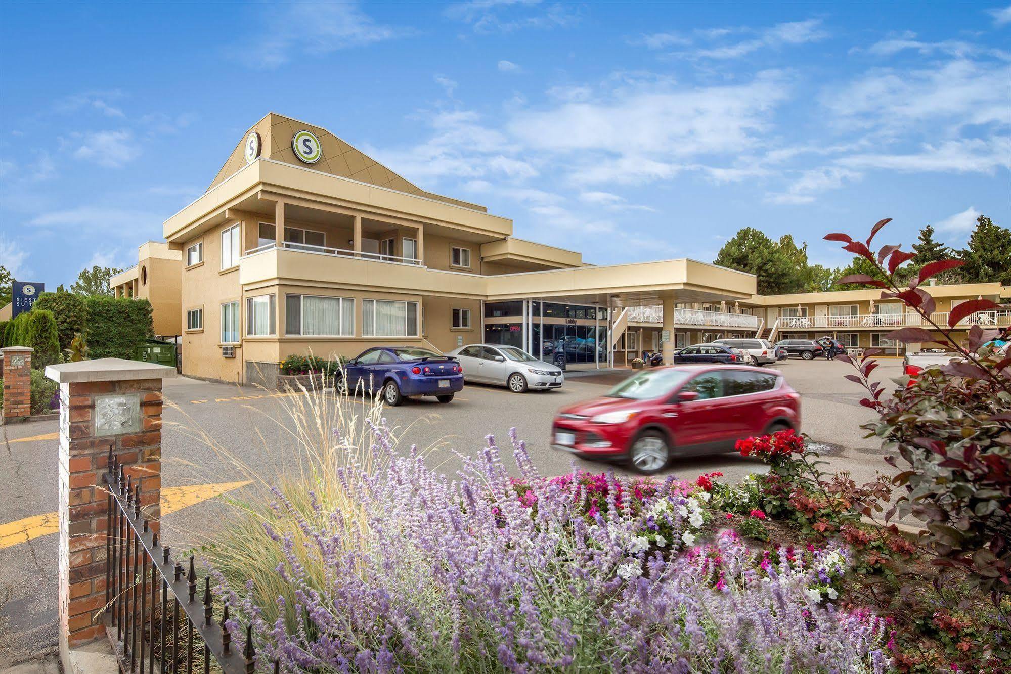 Siesta Suites Kelowna Dış mekan fotoğraf
