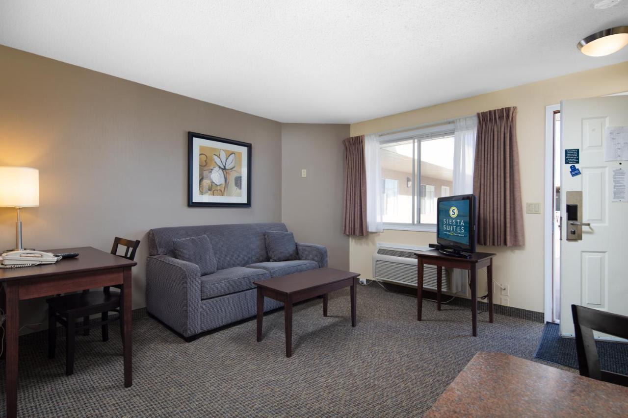 Siesta Suites Kelowna Dış mekan fotoğraf
